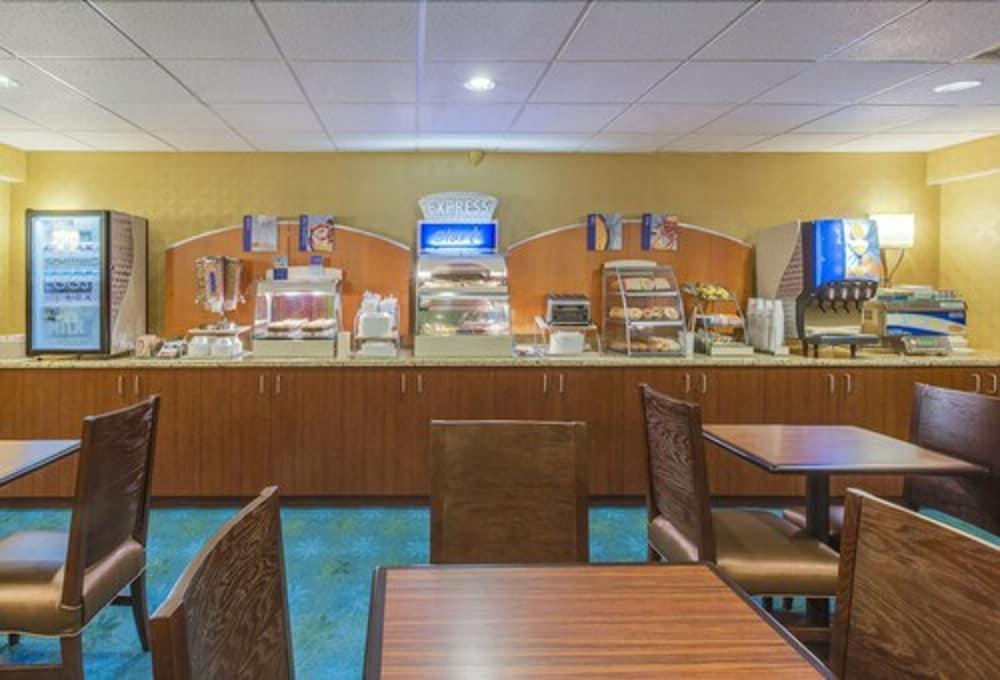 Holiday Inn Express Hunt Valley By Ihg Buitenkant foto